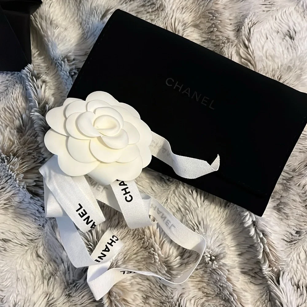 CHANEL good bag